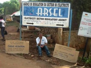 Delor Magellan Kamseu Kamgaing, president of the Cameroon Consumers League, began a hunger strike on April 21, 2014 to protest a 40 percent increase in the cost of electricity supplies by AES.